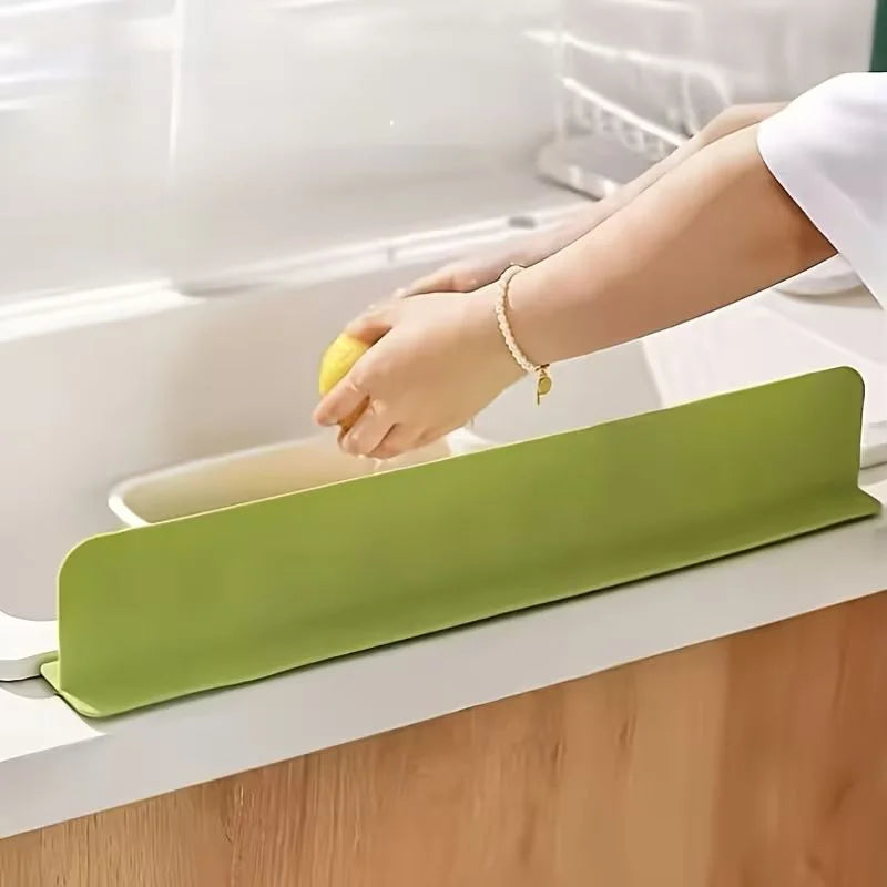 Silicone Sink Splash Guard β Kitchen Water Splash Stopper