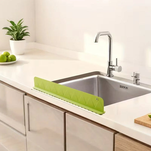 Silicone Sink Splash Guard – Kitchen Water Splash Stopper